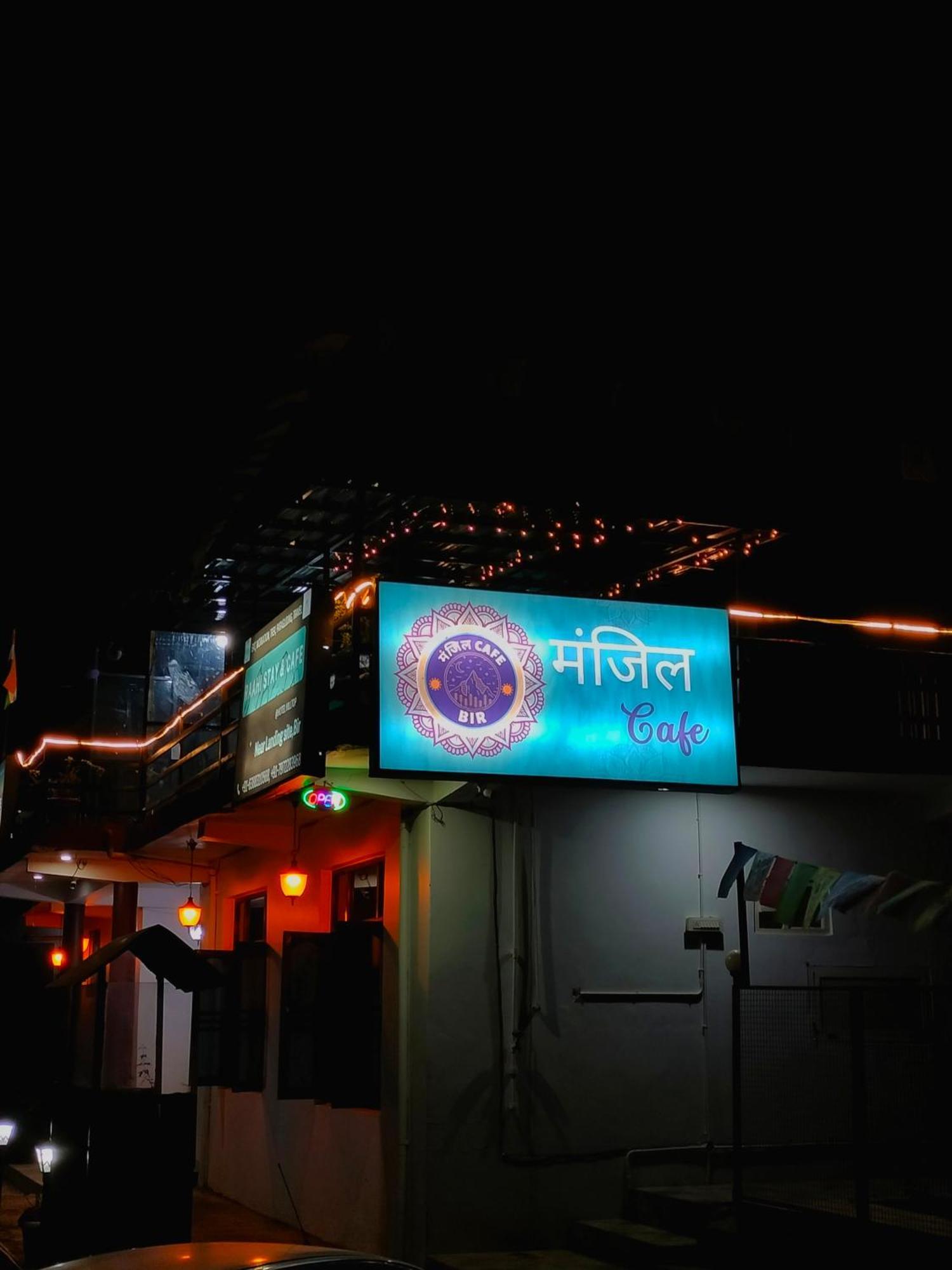 Raahi Stay, Landing Site Bir - Stay & Cafe Exterior foto